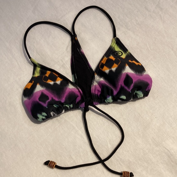 Rip curl bikini top with beads size small - Picture 5 of 14